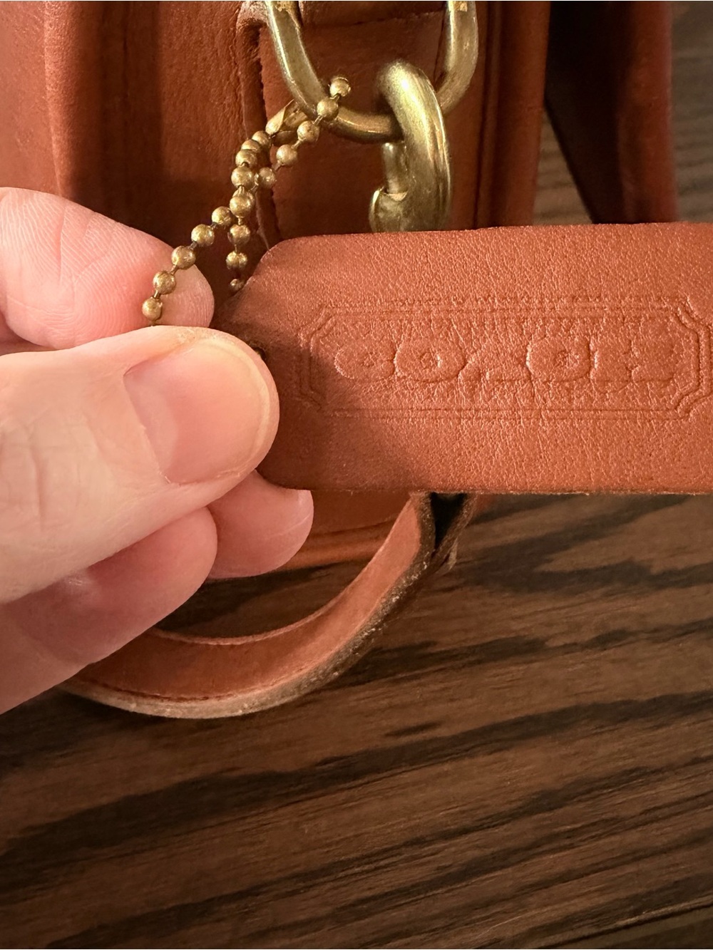 Gorgeous Vintage Coach Court Bag, in
British Tan, Made in July 1994! - Picture 5 of 8